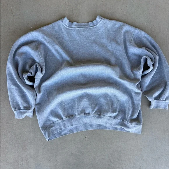 Vintage 90’s Nike Heather Gray Sweatshirt - Picture 4 of 4